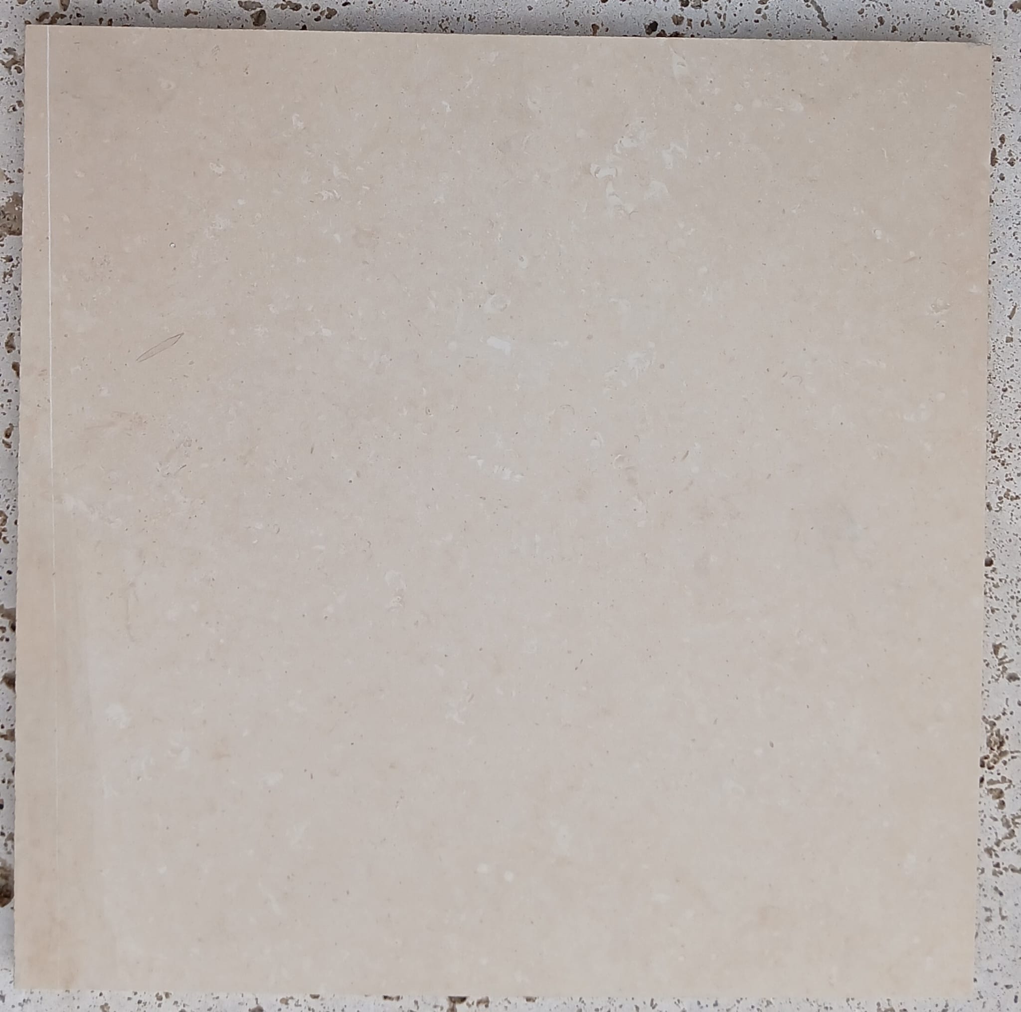 Crema Marfilsa 305x305x10 mm